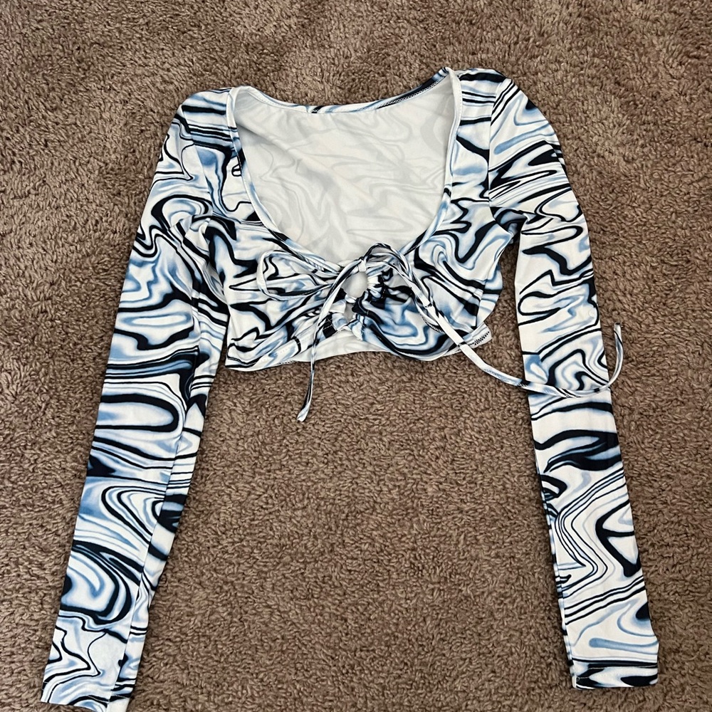 SHEIN White and Blue Crop Blouse with Tie Front and Fitted Style